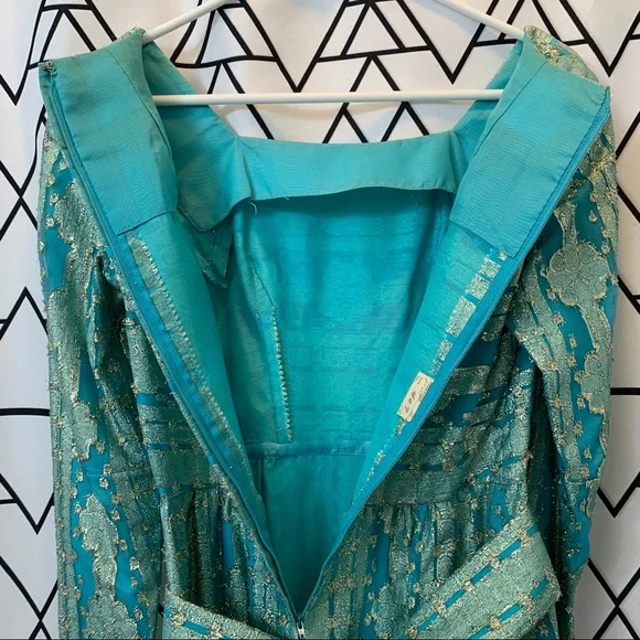 Vintage handmade 60s gold metallic peacock blue shift dress - Picture 7 of 12